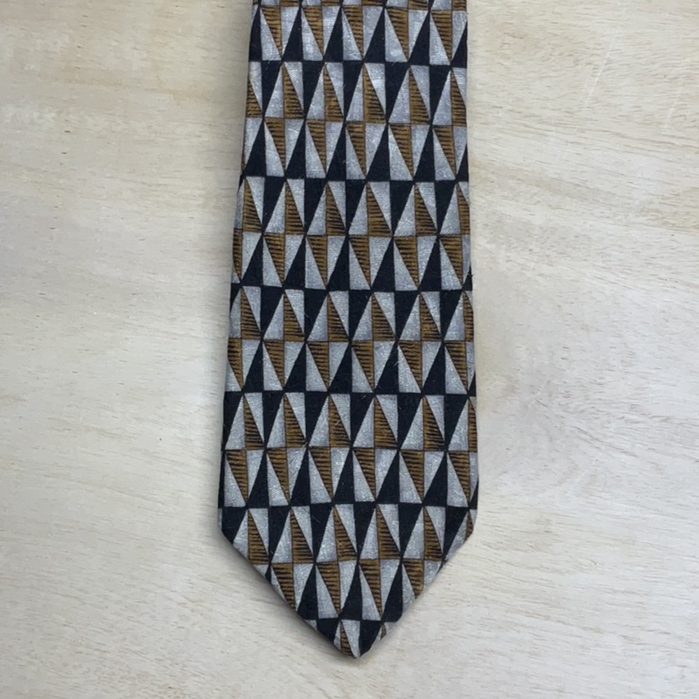 Vintage Countess Mara Neck Tie Mens Yellow Geometric Silk Art Deco Wide USA